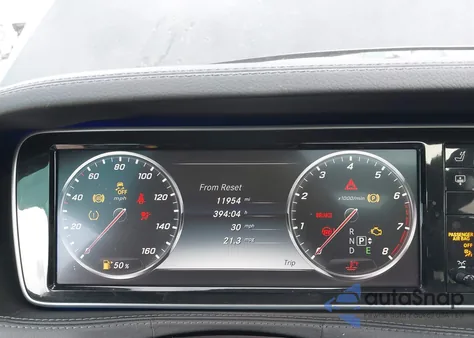 2015 Mercedes-Benz S 550 4Matic z USA, uszkodzony, nr VIN WDDUG8FB8FA088065